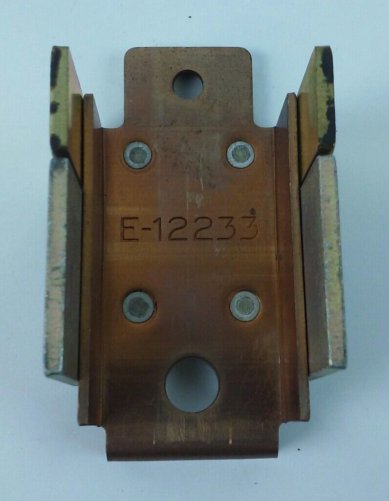 ALLEN BRADLEY X-100629 PLUNGER GUIDE, (LOT OF 2), SIZE 5, 3 POLE, NEW, X100629