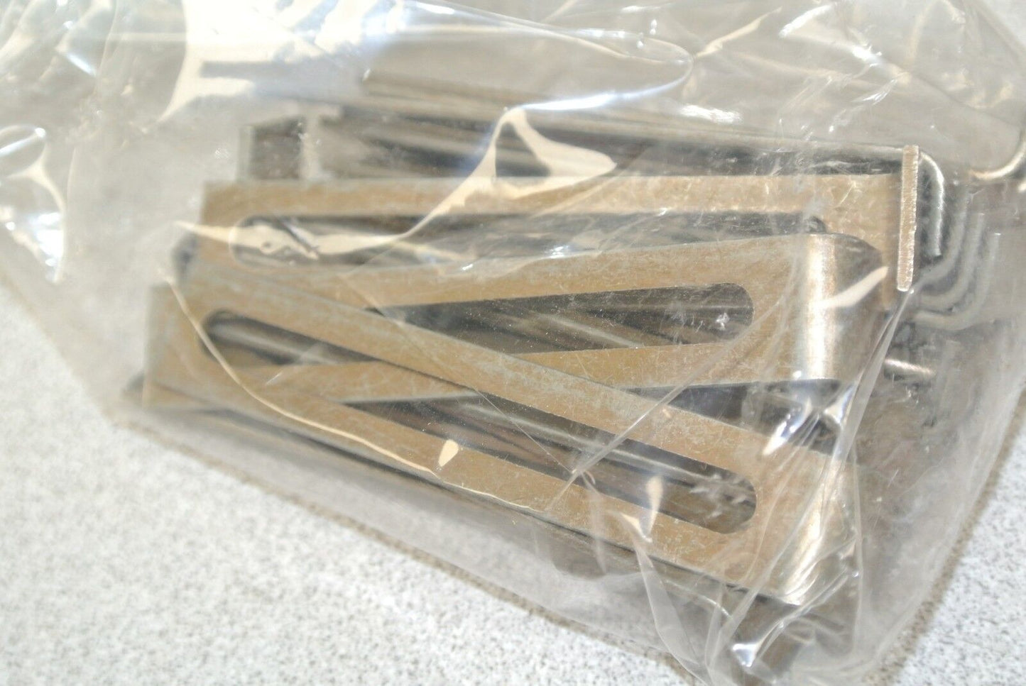 ALLEN-BRADLEY 1699-N39 MOUNTING TRACK / END BRACKETS / BOX of 20 / NEW SURPLUS