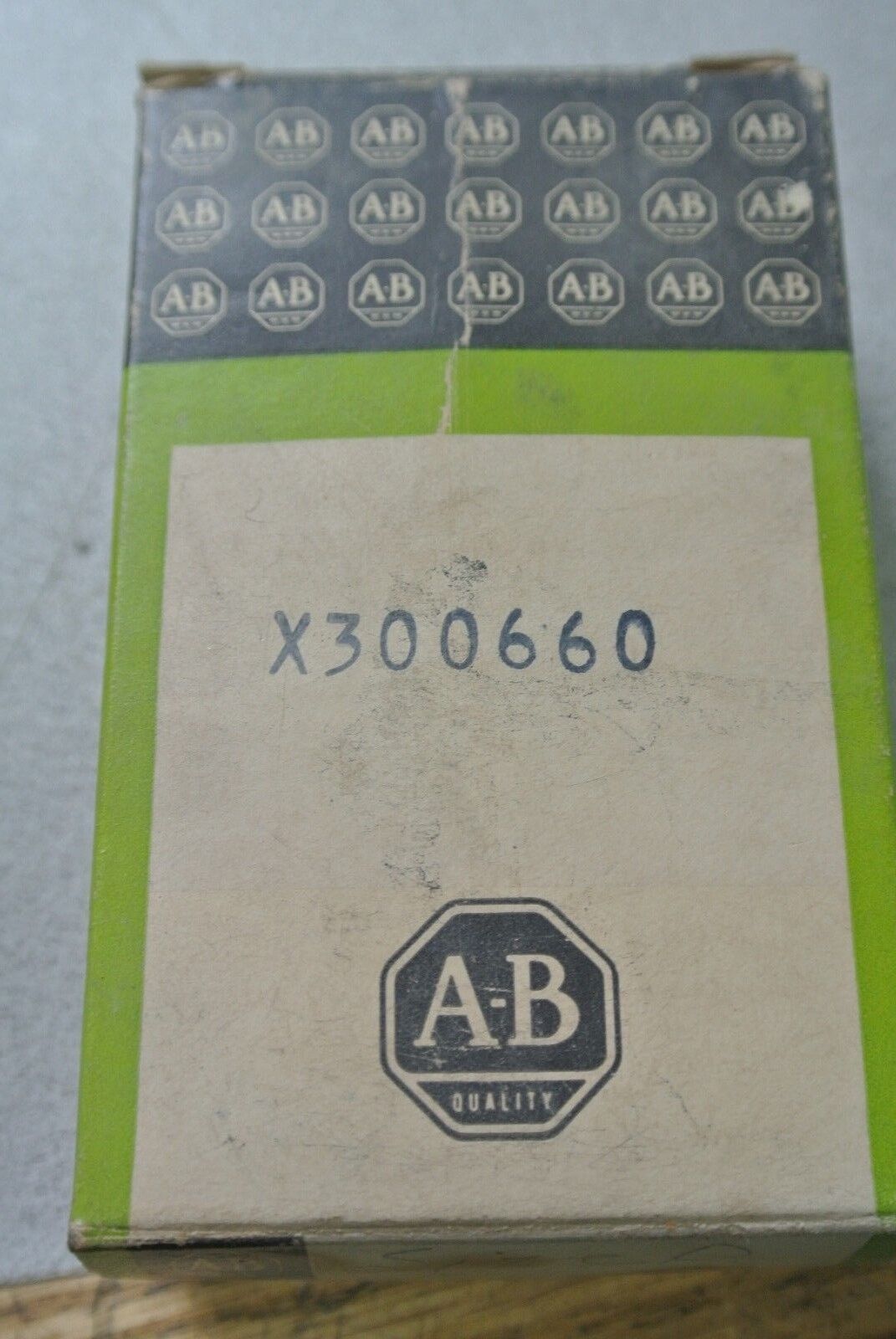 ALLEN-BRADLEY X300660 BLOCK CONTACT for STARTER - NEW SURPLUS
