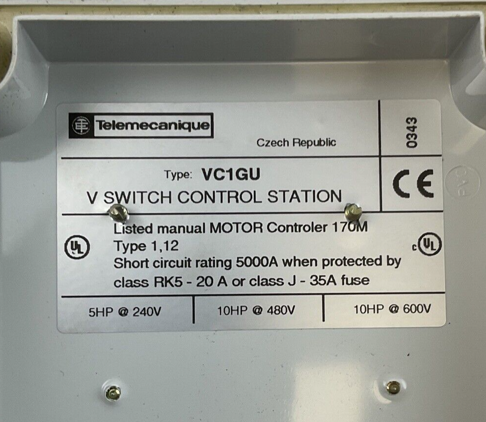 TELEMECANIQUE VC1GU V SWITCH CONTROL STATION 10HP 600V 24VDC