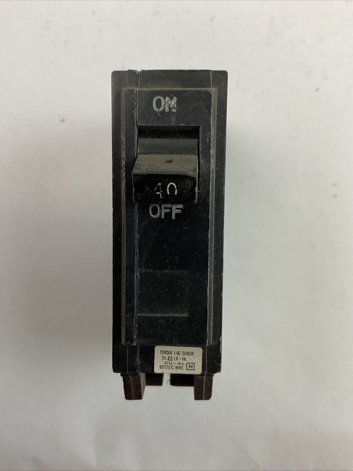 GE THHQB1140 CIRCUIT BREAKER 1POLE 40AMP 120/240VAC
