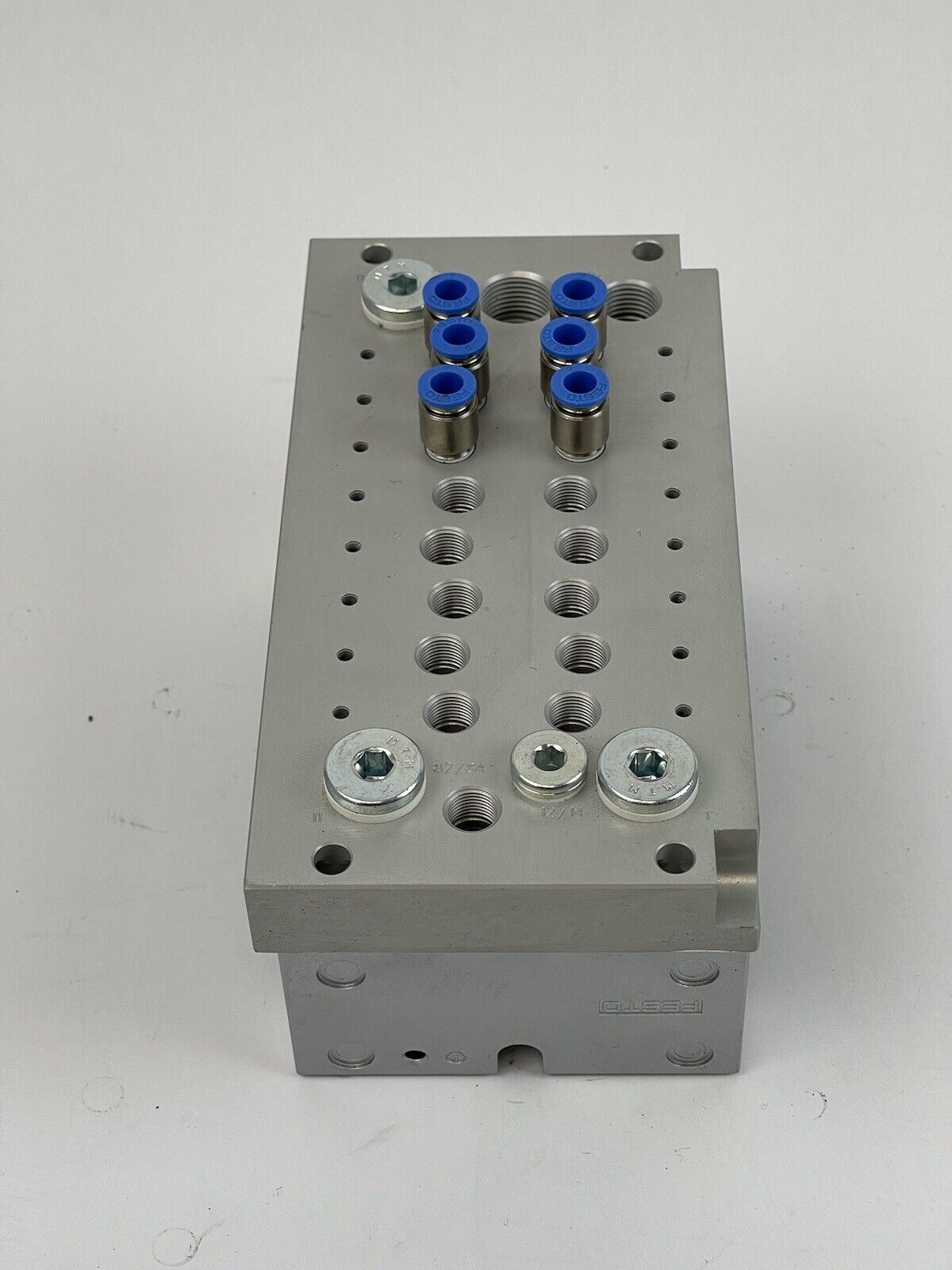 FESTO - CPV14-V1 - VALVE MANIFOLD - W/ PNEUMATIC CONNEC. PLATE, C402(3), C102(5)