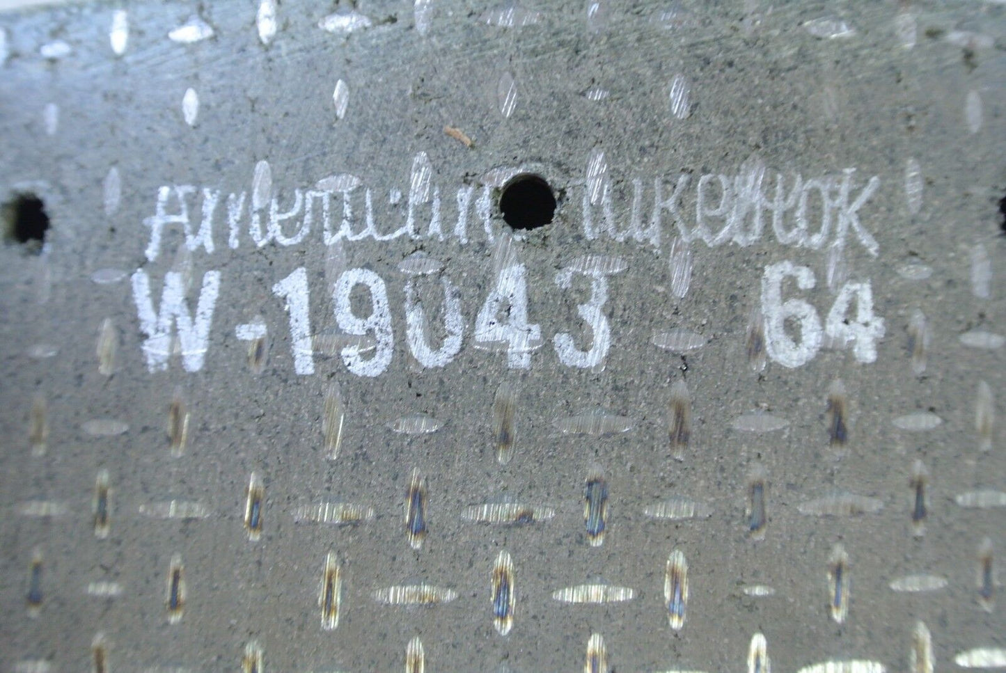AMERICAN BRAKEBLOK W-19043 64 HEAVY EQUIPMENT BRAKE BLOCK NEW SURPLUS 52-42-5425
