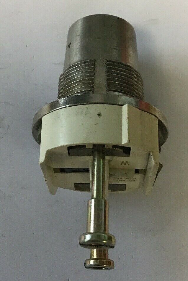 ALLEN-BRADLEY 800T-H4808 SER.T 2 POS. KEYED SELECTOR SWITCH (NO KEY)