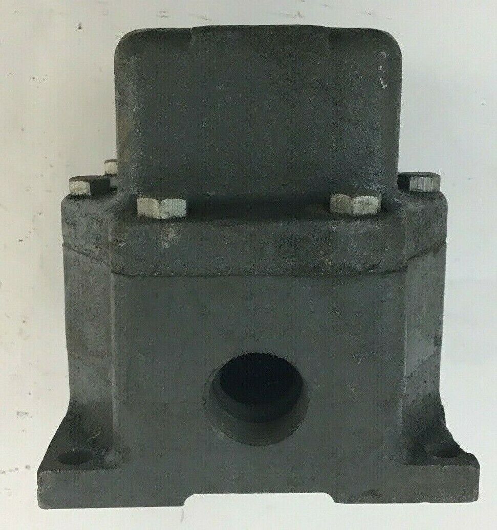WESTINGHOUSE TYPE HD-CE PUSHBUTTON STATION 2 E 4905 CLASS 15-010 600VOLTS