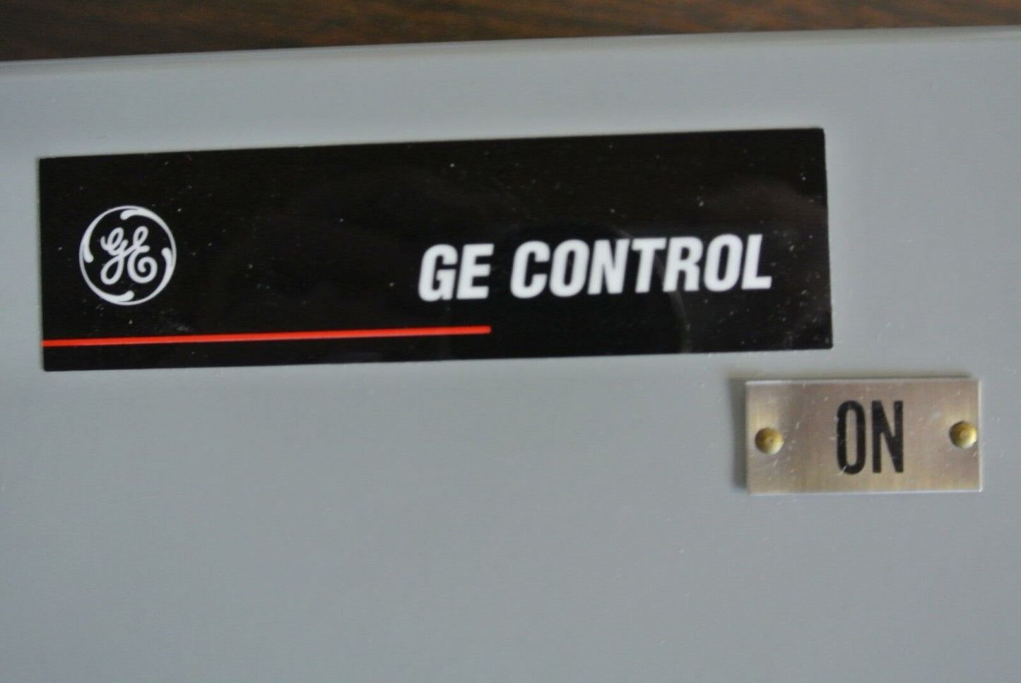GE CR1062S3BAT3000 - MANUAL MOTOR STARTER, TOGGLE 3-P NO OVERLOAD - NEW SURPLUS