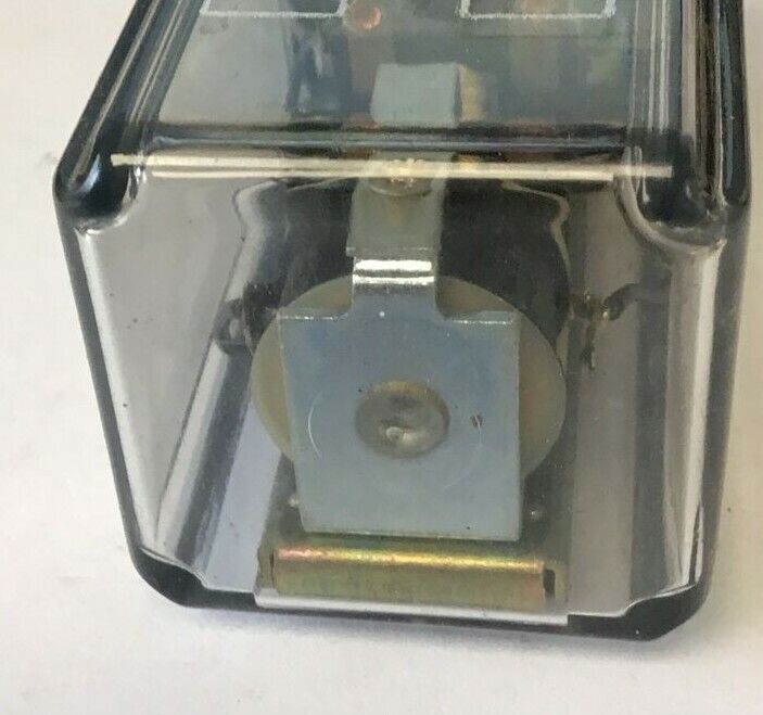 G. GENERAL ELECTRO RLH2A RELAY 120VAC 10A