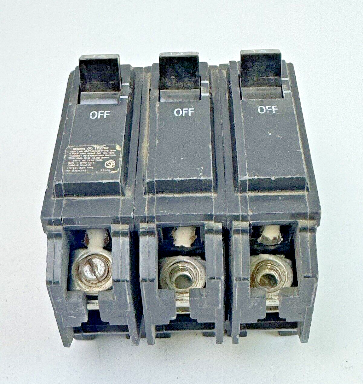 GE - THQL32015 - CIRCUIT BREAKER - 3 POLE, 15 A, 240 VAC