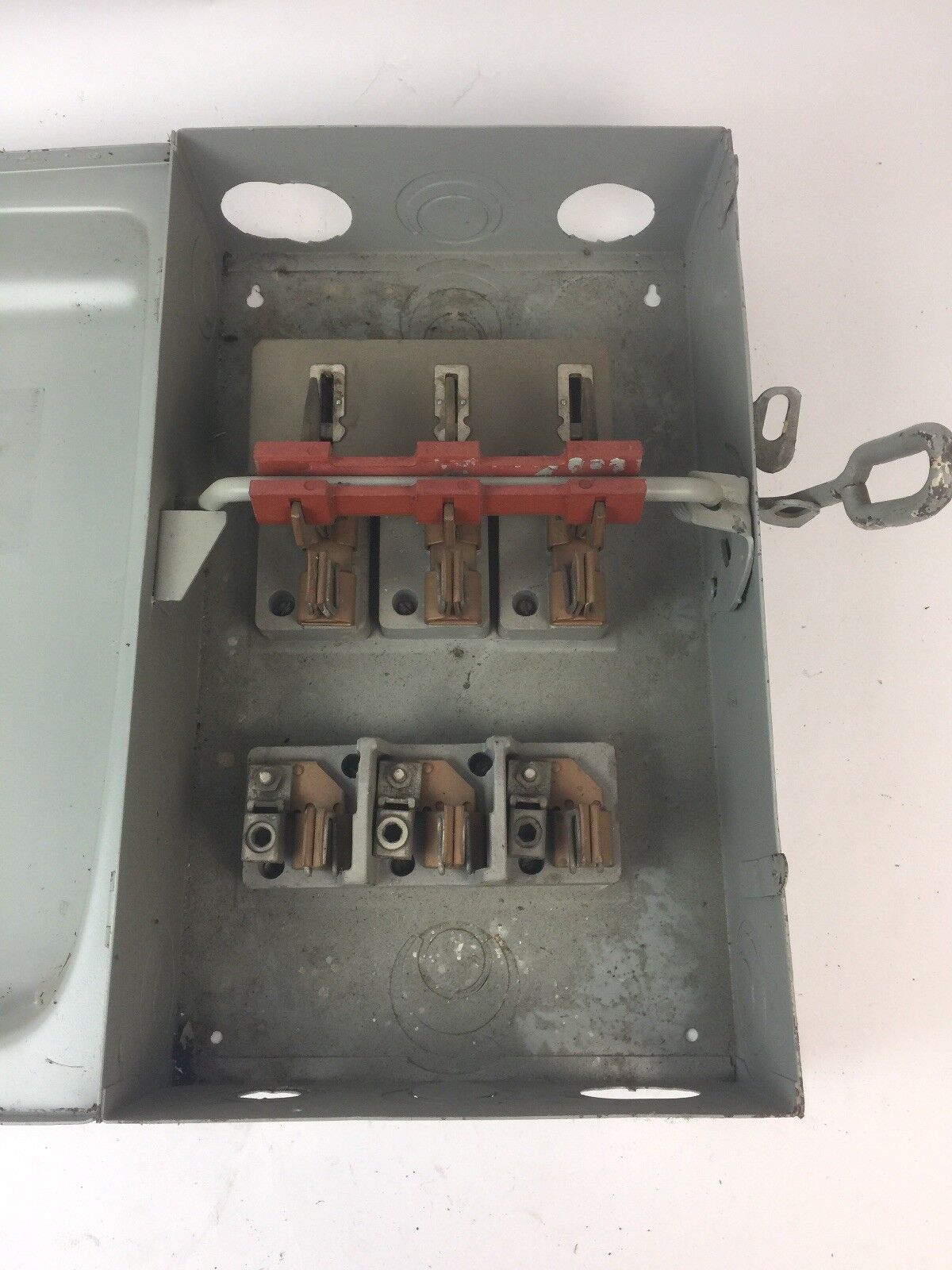 SQUARE D D-96354 FUSIBLE DISCONNECT SWITCH 200 AMP 240 VAC 3PH