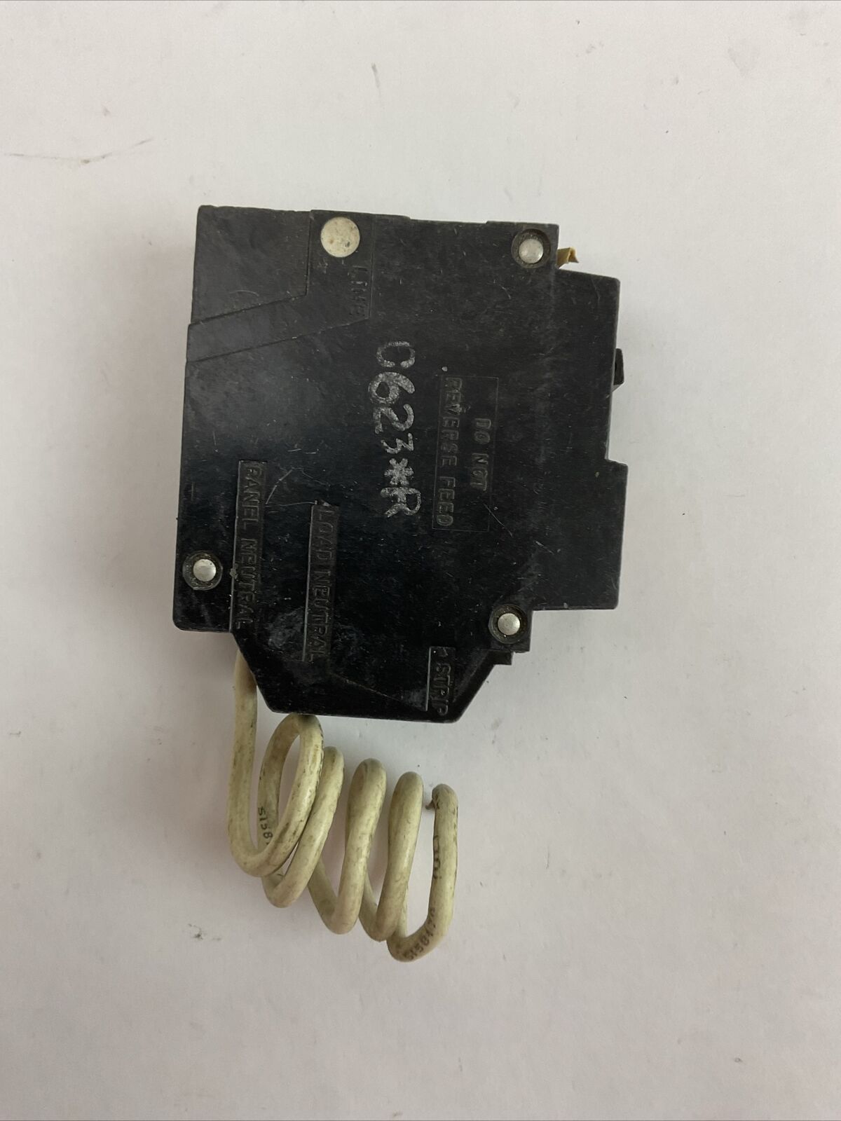 GE THQL1115GF GROUND FAULT CIRCUIT BREAKER 1POLE 15AMP 120VAC