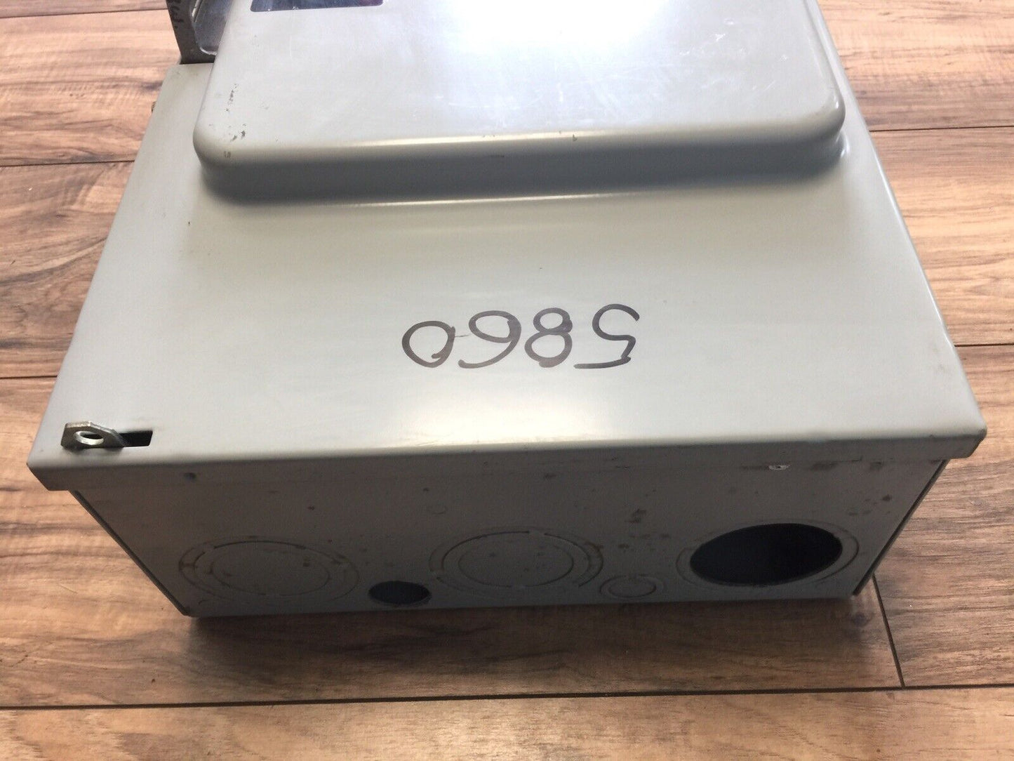 SIEMENS ITE JN324 VACU-BREAK SWITCH WITH CLAMPMATIC CONTACTS SER S 200A 240VAC