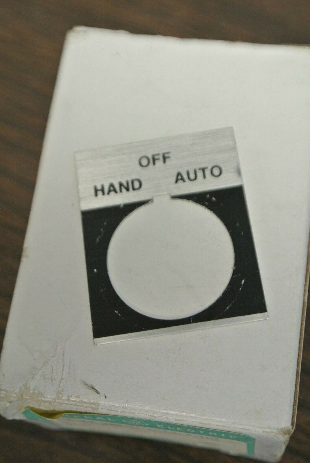 GENERAL ELECTRIC CR304ASM34B / 3-POSITION SELECTOR SWITCH OPERATOR / NEW SURPLUS