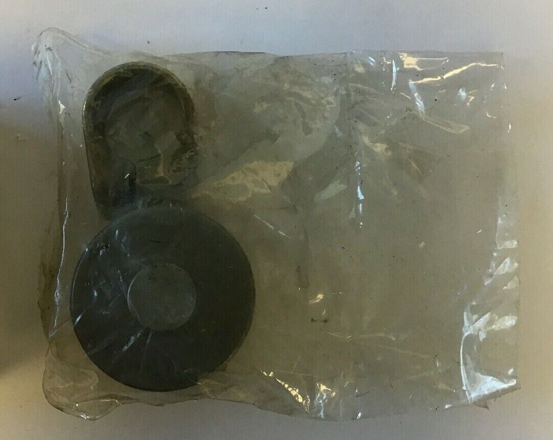 SQUARE D CLASS 9007 TYPE B14 LEVER ARM 1 1/2"L, 1 3/8"DIA, 1/2"W STEEL ROLLER
