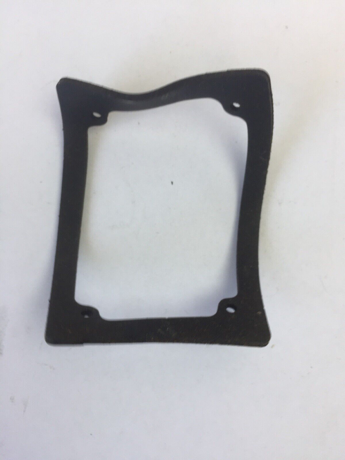 REES 00580-001 PUSHBUTTON SWITCH BLACK AUTO ON