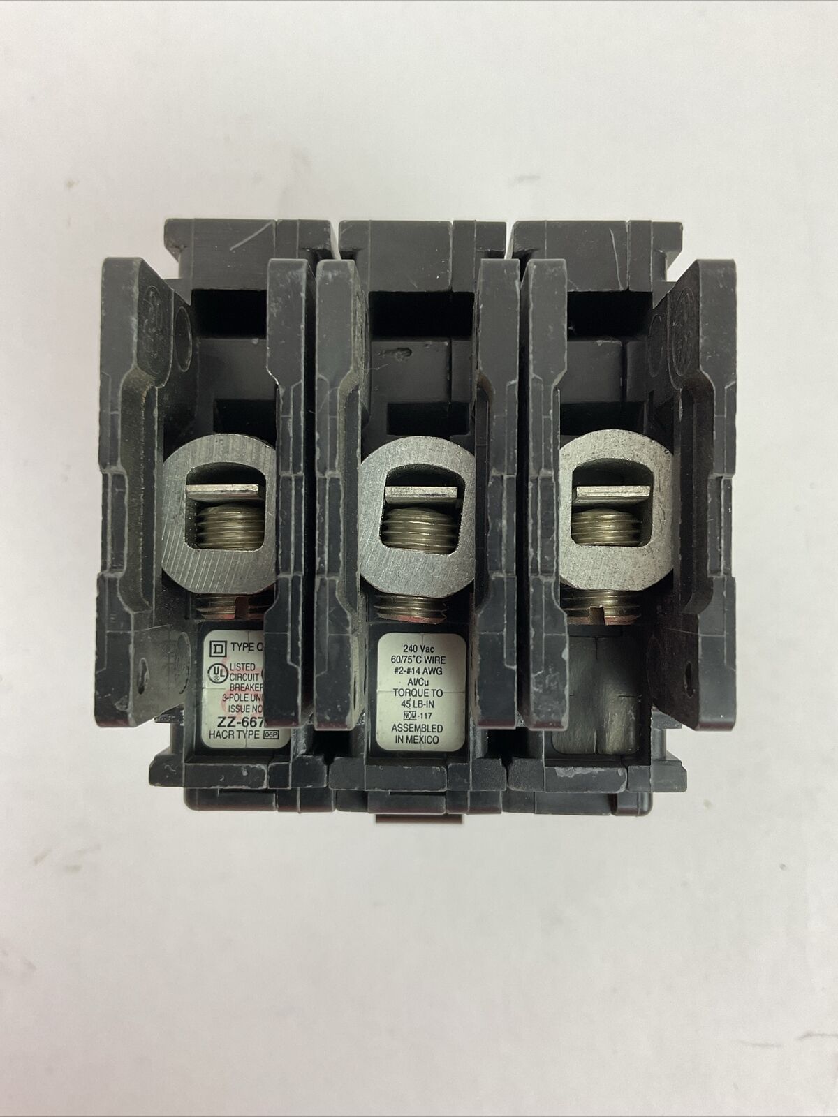 SQUARE D QOU315 3POLE CIRCUIT BREAKER 15AMP 240VAC