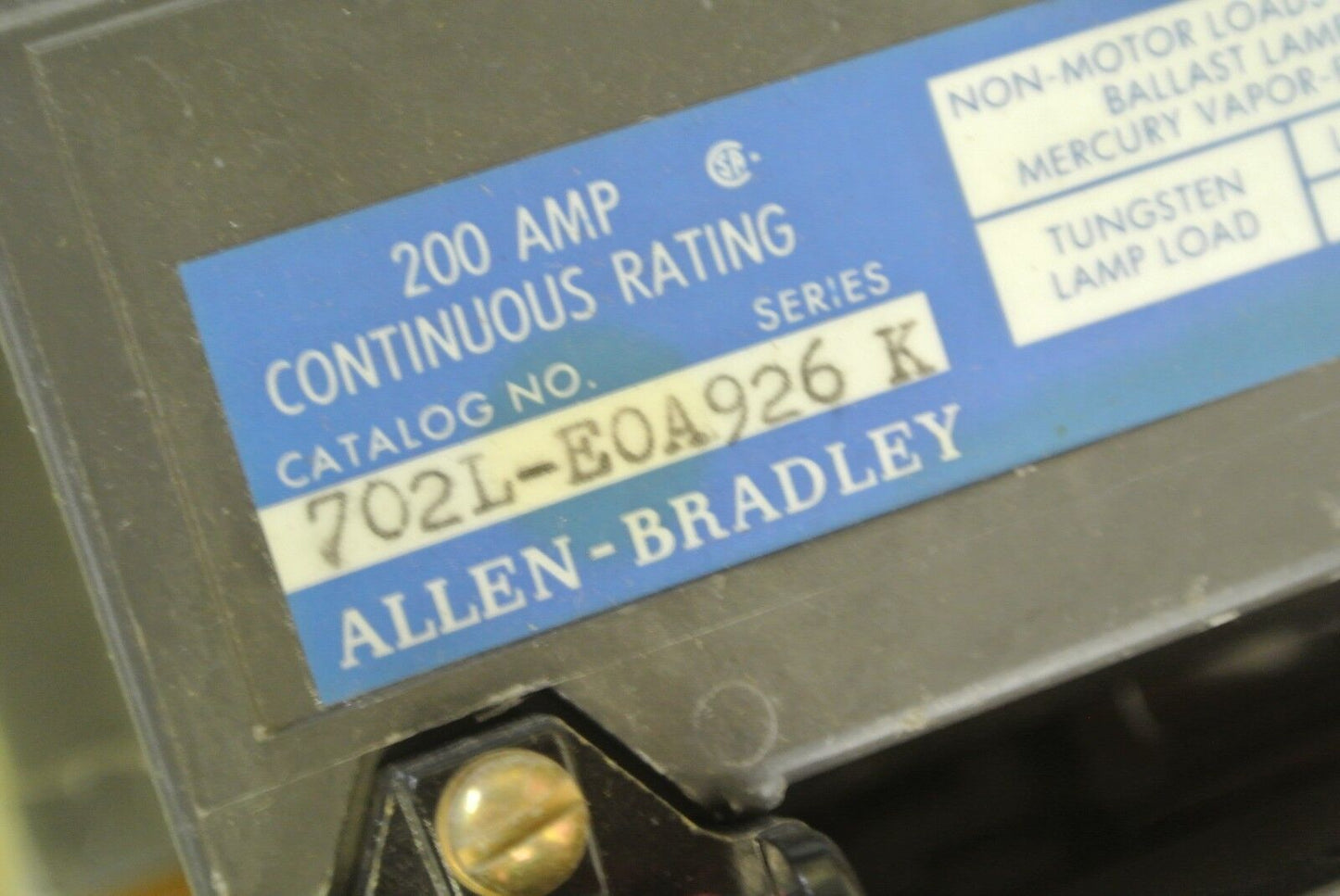 ALLEN-BRADLEY 702L-EOA926 ENCLOSED LIGHTING CONTACTOR 240V COIL - 702L-EAA926