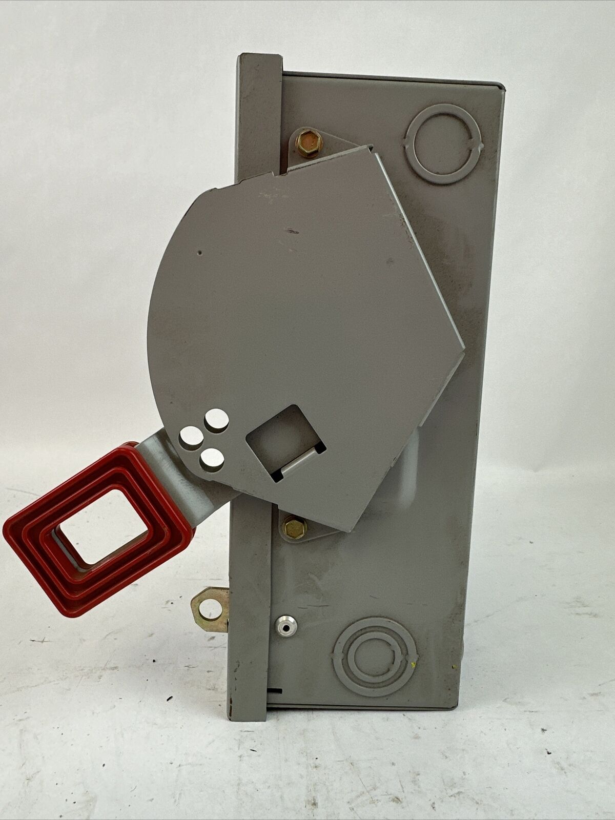 GE THN3361 MODEL 10 SAFETY SWITCH 30A 600VAC 3PH 30HP 250VDC 5HP NON-FUSIBLE
