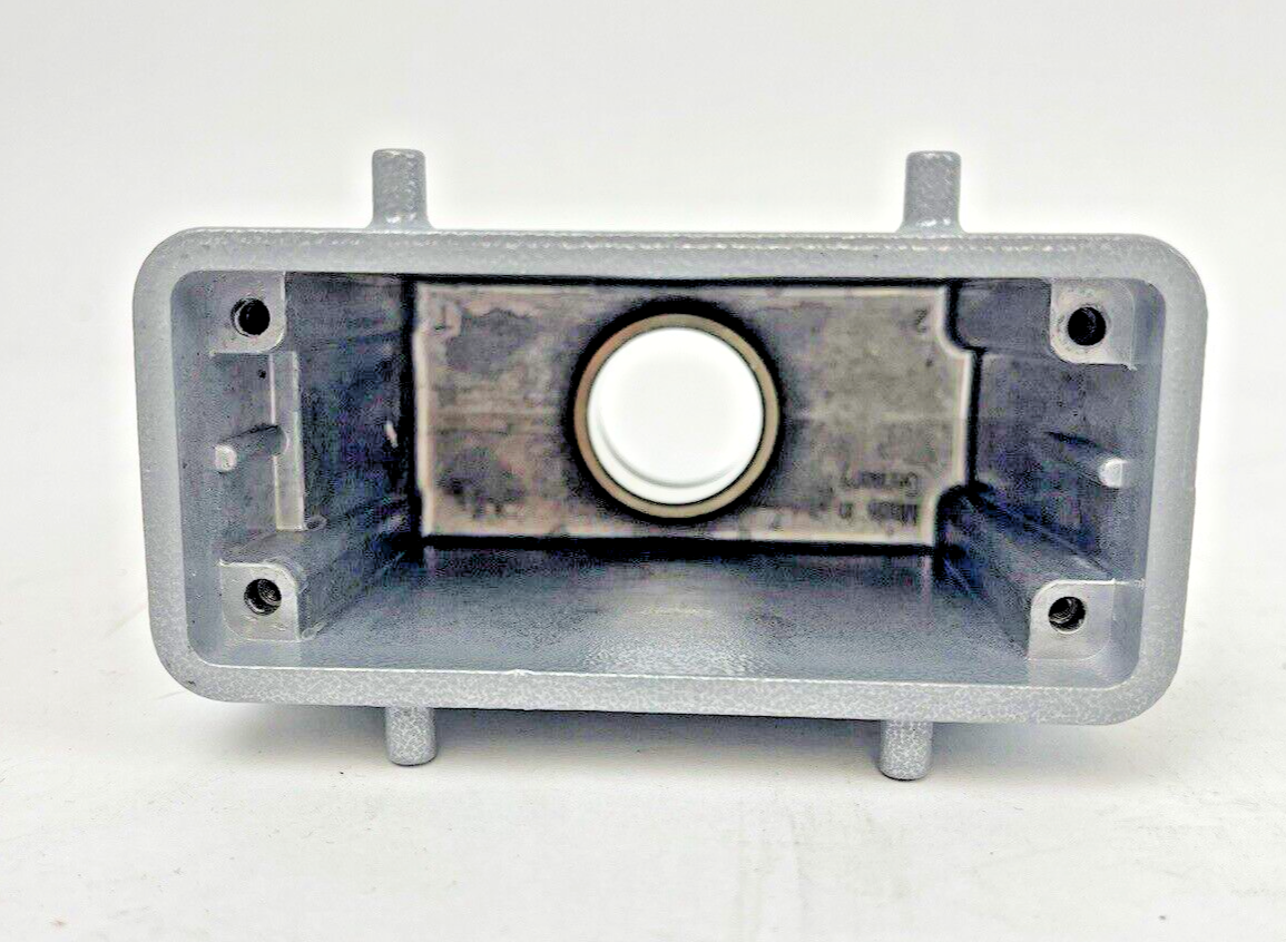 THOMAS & BETTS TH216MV - TOP HOOD ENTRY BOX - DOUBLE LOCK SYSTEM - T&B TH 216 MV