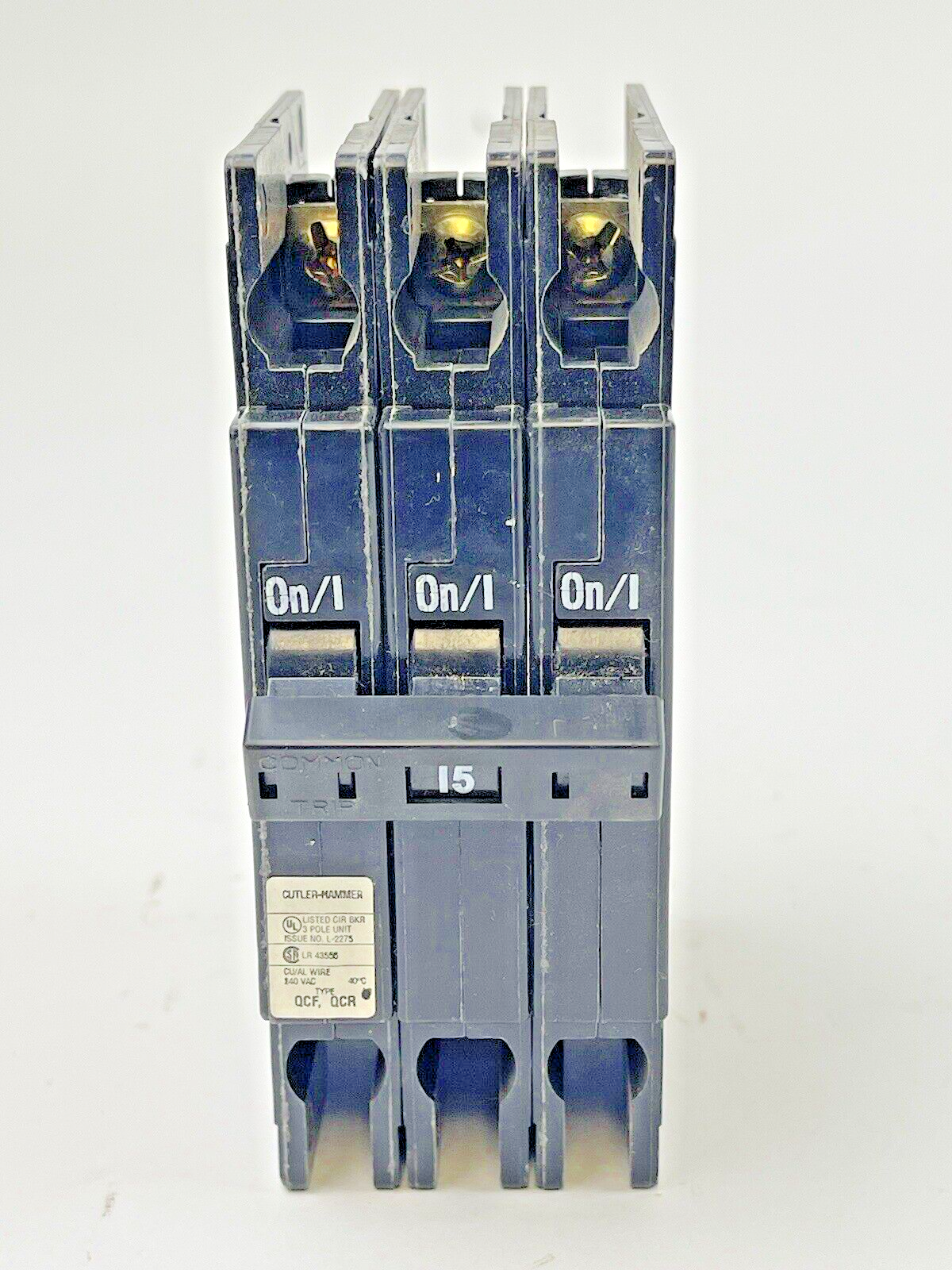 CUTLER-HAMMER - QCR3015HT - CIRCUIT BREAKER - 15A/3 POLE/240 VAC/ HACR TYPE