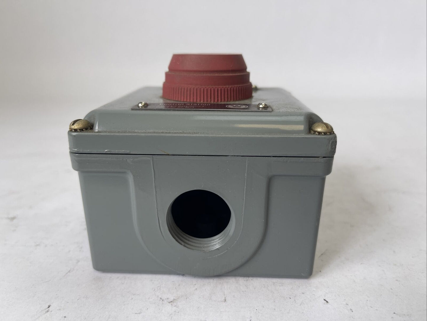 WESTINGHOUSE 5664D20G02 SDW PUSHBUTTON STATION 600V AC/DC NEMA 4 STANDARD DUTY