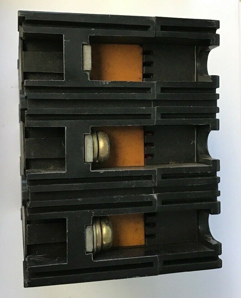 MITSUBISHI NF 100-S CIRCUIT BREAKER 30AMP 600VAC/250VDC 3POLE