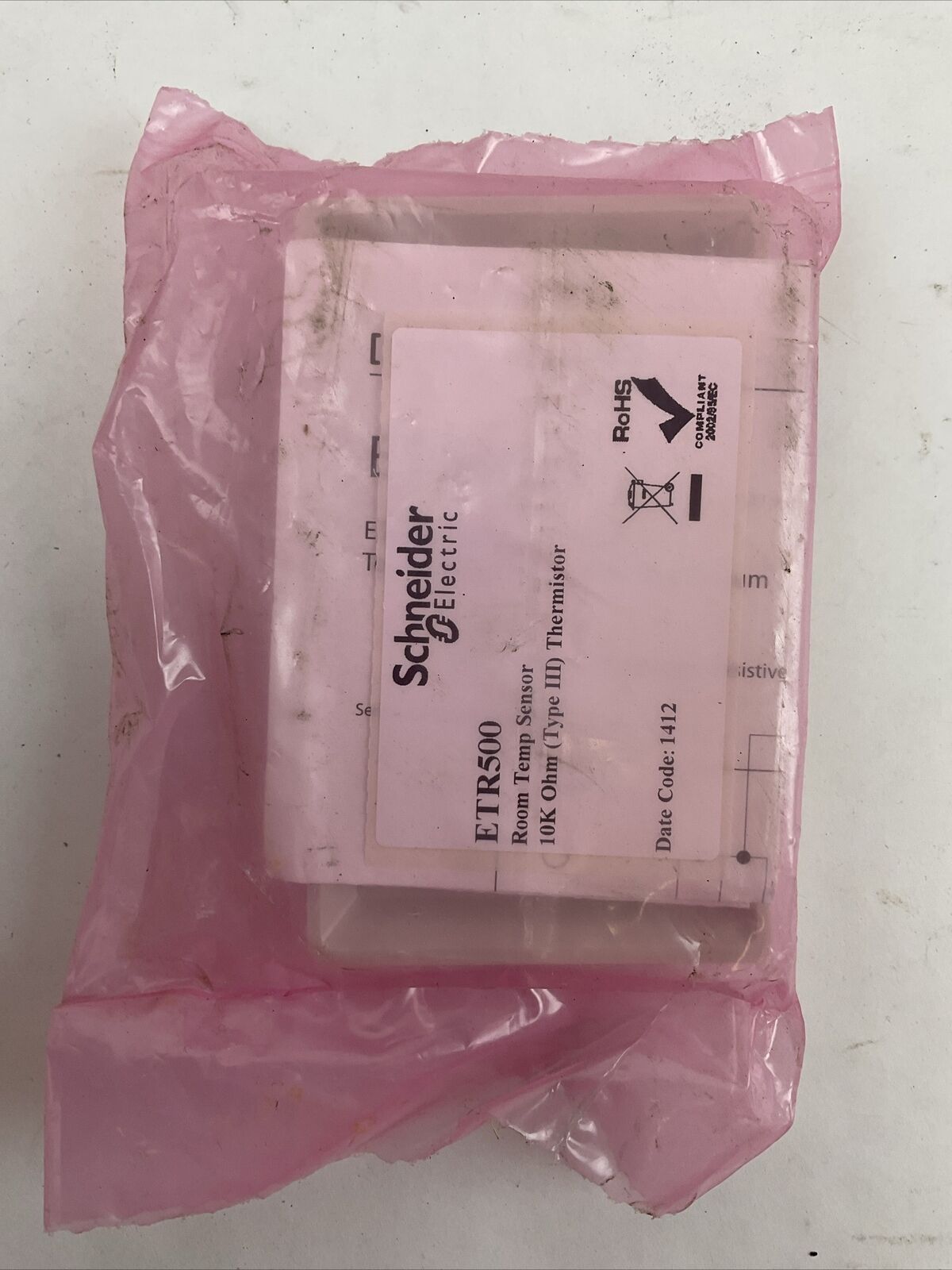 SCHNEIDER ELECTRIC ETR500 ROOM TEMPERATURE SENSOR 10K OHM (TYPE III) THEMISTOR