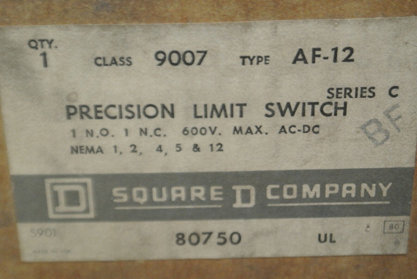 SQUARE D 9007 AF-12 Ser. C LIMIT SWITCH 600VAC/DC / 1 N.O. / 1 N.C. NEW SURPLUS