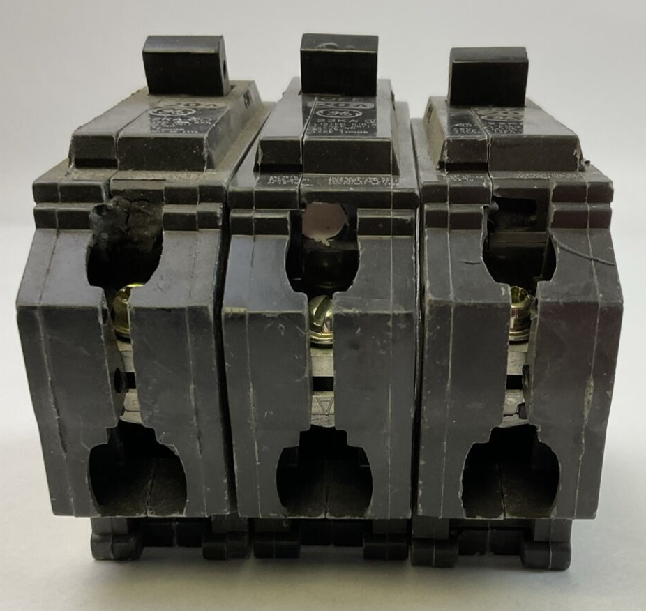 GE THHQB1120 CIRCUIT BREAKER 1POLE 20AMP 120/240VAC 22KA (LOT OF 3)