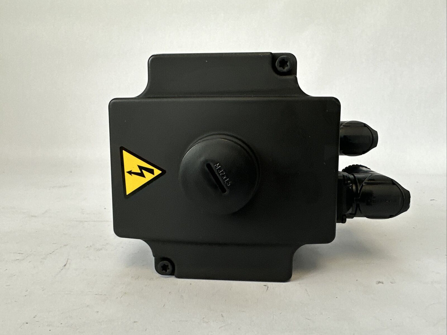 KUKA 1FK7063-5AF71-1SY3-Z SERVO MOTOR