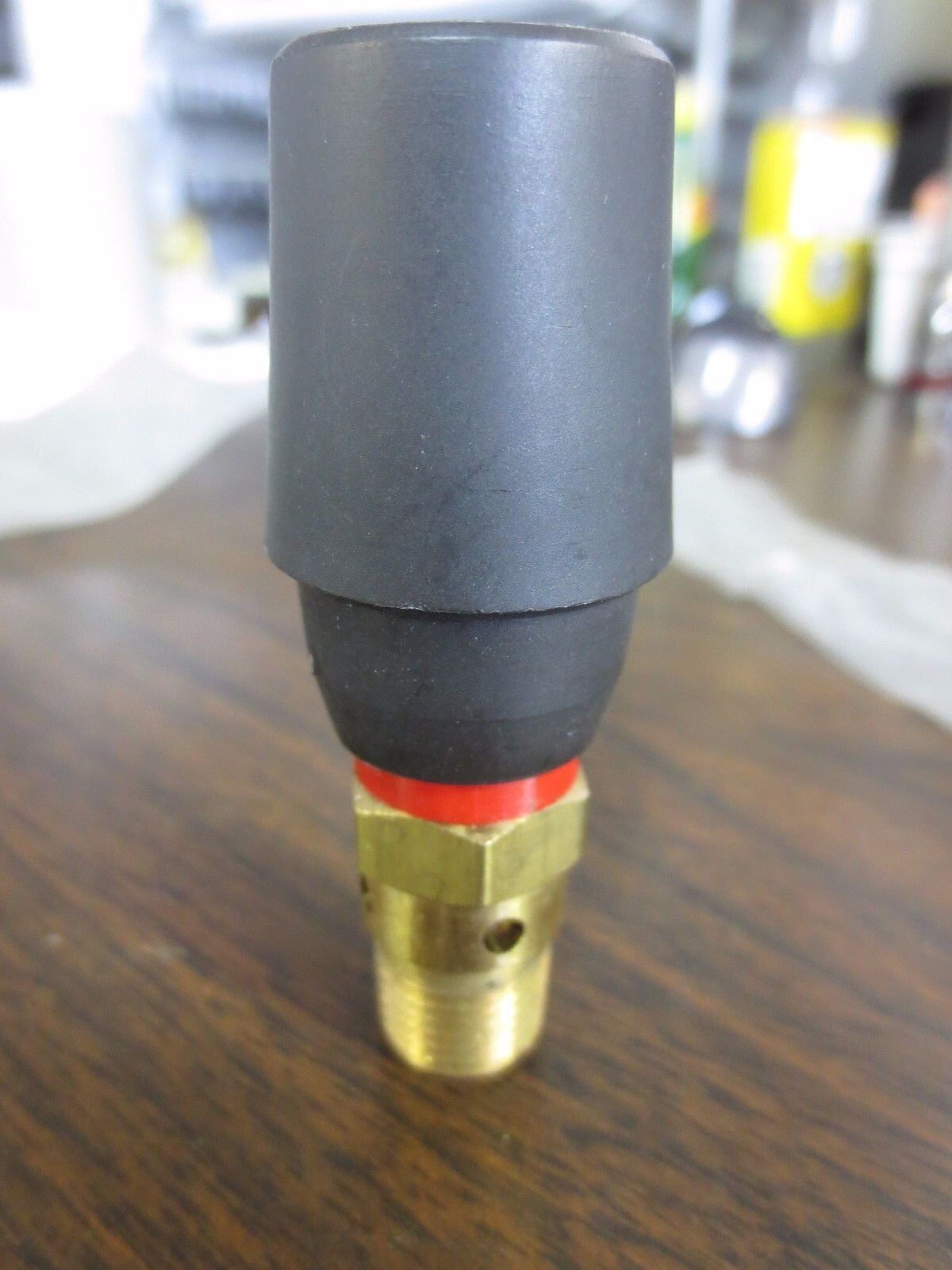 GRAINGER / CONTROL DEVICES 4TK23 BRASS AIR SAFETY VALVE w/ HARD SEAT VALVE - NEW