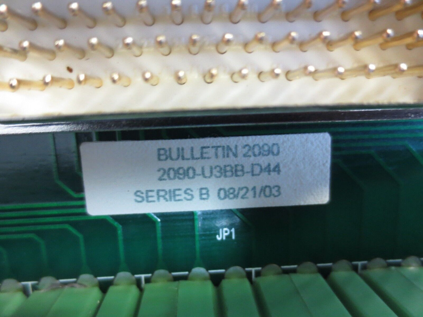 ALLEN-BRADLEY 2090-U3BB-D4 BREAKOUT BOARD / INTERFACE MODULE