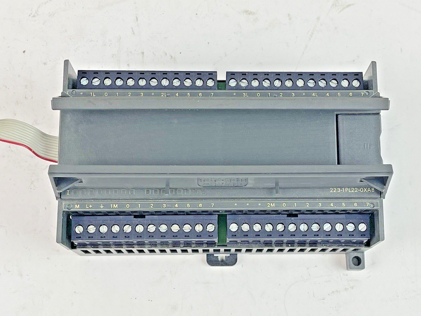 SIEMENS - 6ES7 223-1PL22-0XAB - EM 223 CN DC/RELAY-16 POINT DIGITAL INPUT/OUTPUT