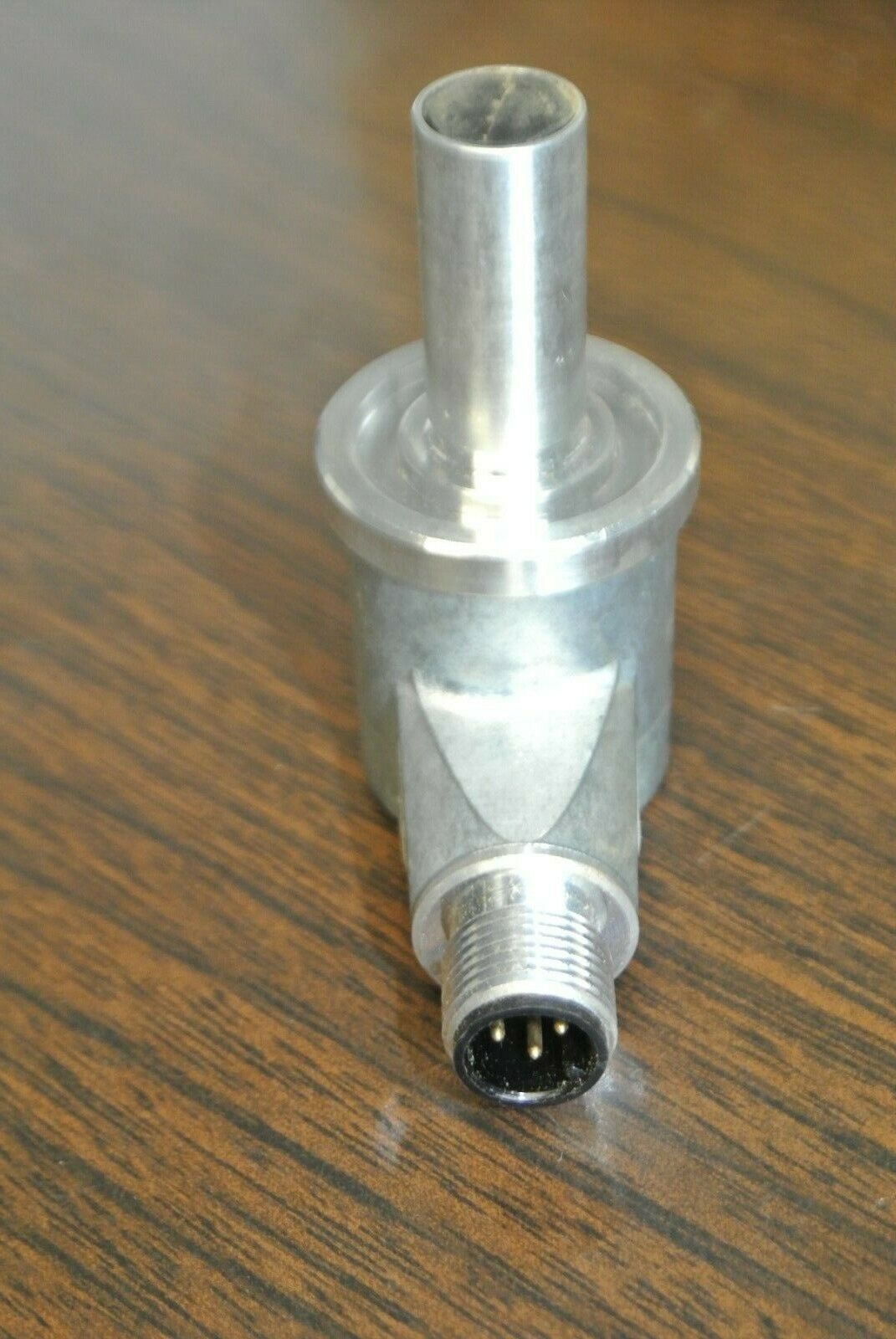 PEPPERL + FUCHS NJ2-F-E02-1.025-V1 INDUCTIVE PROXIMITY SENSOR