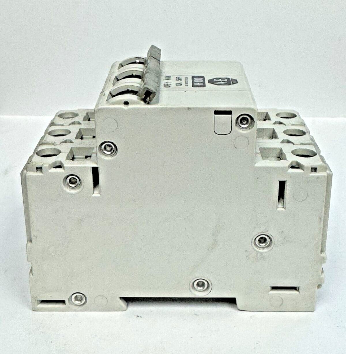 ALLEN-BRADLEY - 1492-CB3-H100 SER. C - MOTOR CONT. - 3 P, 10 A, 277 V, 5HP, 3PH