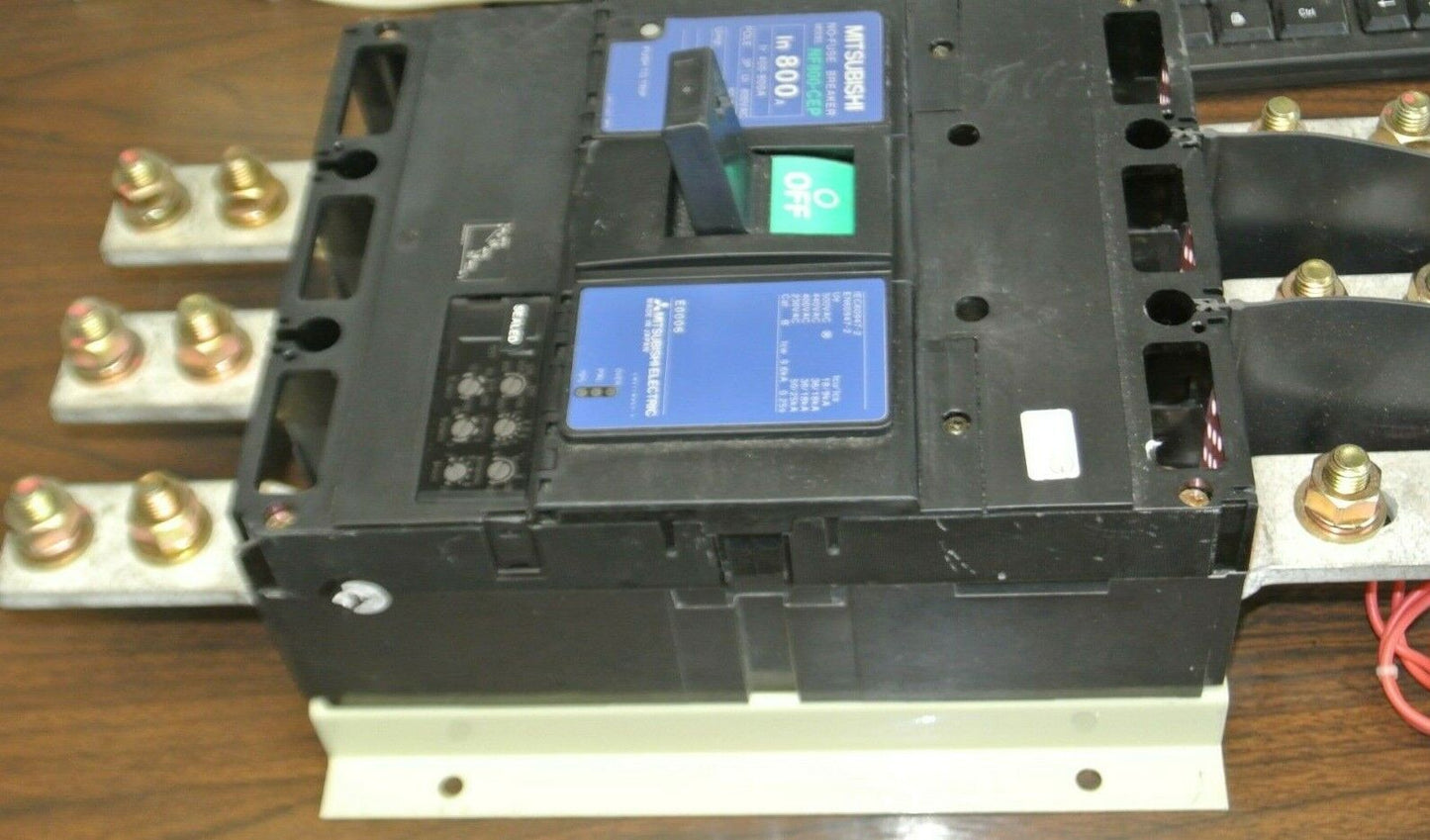 MITSUBISHI NF800-CEF NO-FUSE CIRCUIT BREAKER / 600VAC / 400-800A / 3 POLE /
