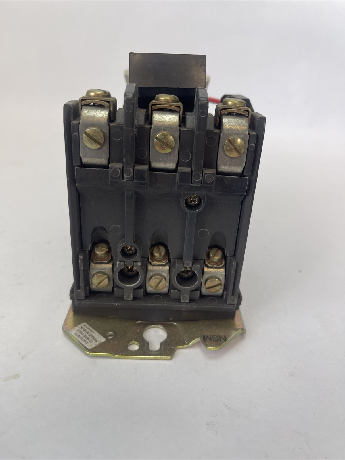 ALLEN BRADLEY 509-B0D-A2E STARTER 600VAC 27A 10HP SER B COIL 115-120V 592-A2EA