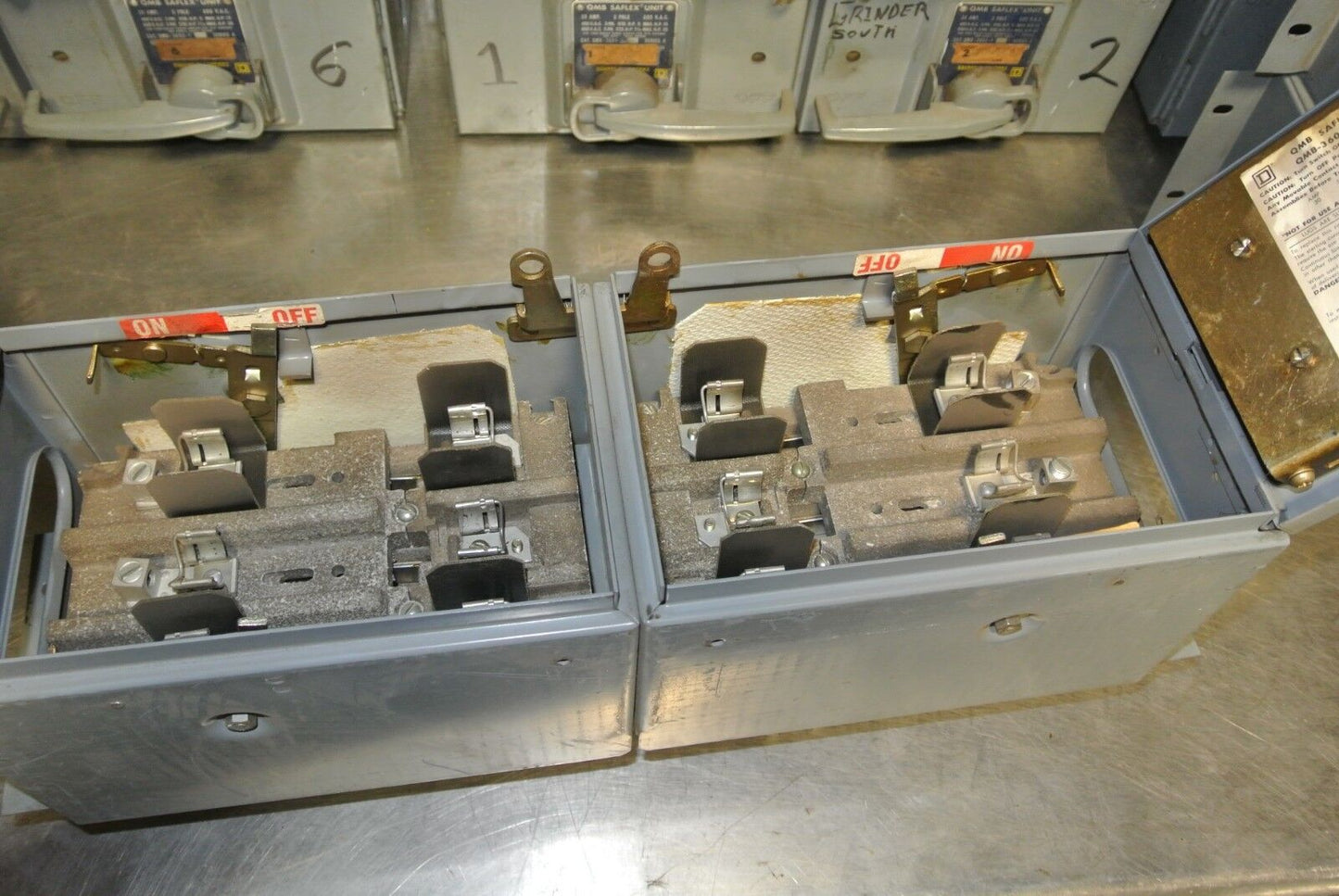 SQUARE D QMB-3603-T - TWIN FUSIBLE PANELBOARD SWITCH - 600VAC, 30A, 3-POLE
