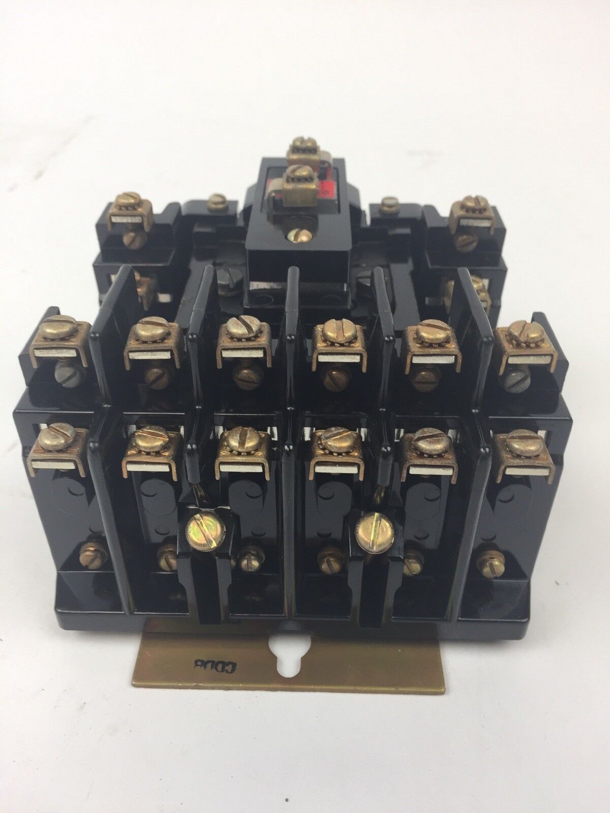 ALLEN BRADLEY 700-BR800A1 AC RELAY TYPE BR 8 POLE 8 N.O. 120V 60HZ 110V 50HZ