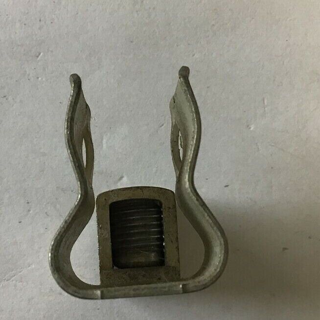 FUSE CLIP C12 WITH D1299 LUG ****LOTOF9***