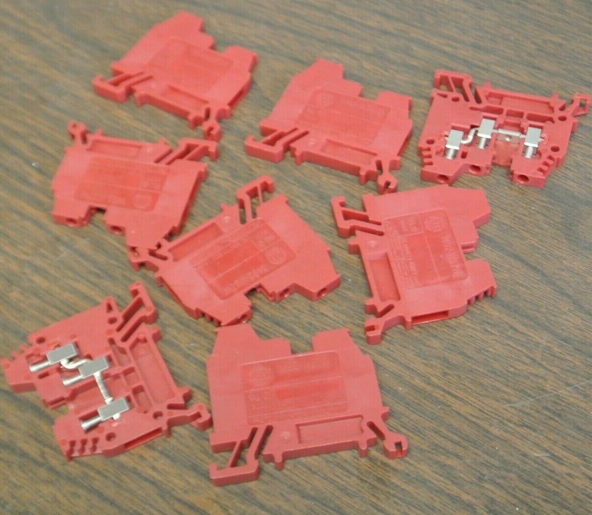 LOT of 8 / ALLEN-BRADLEY 1492-W3TW-RE TERMINAL BLOCKS / RED / NEW SURPLUS