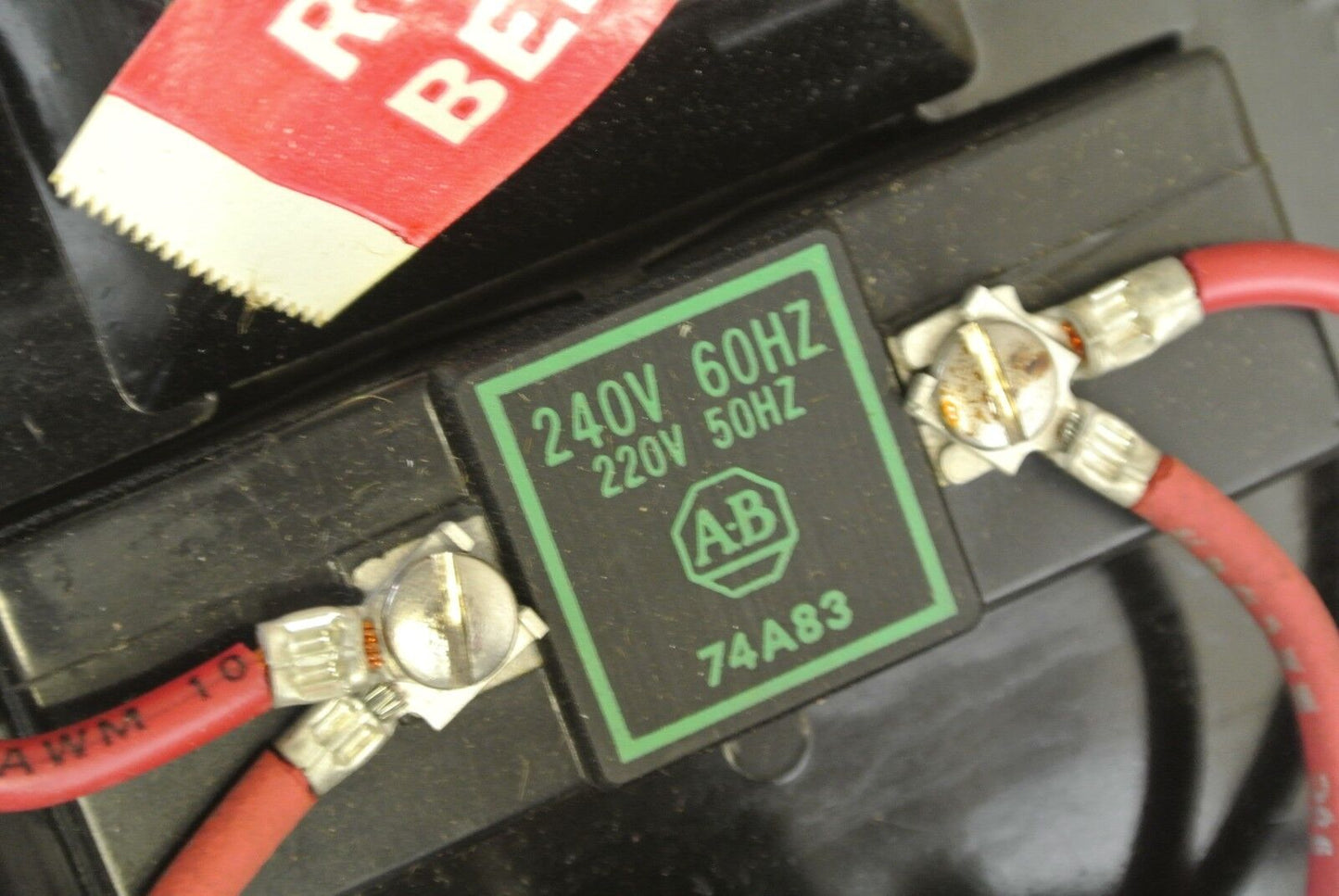 ALLEN-BRADLEY 702L-EOA926 ENCLOSED LIGHTING CONTACTOR 240V COIL - 702L-EAA926