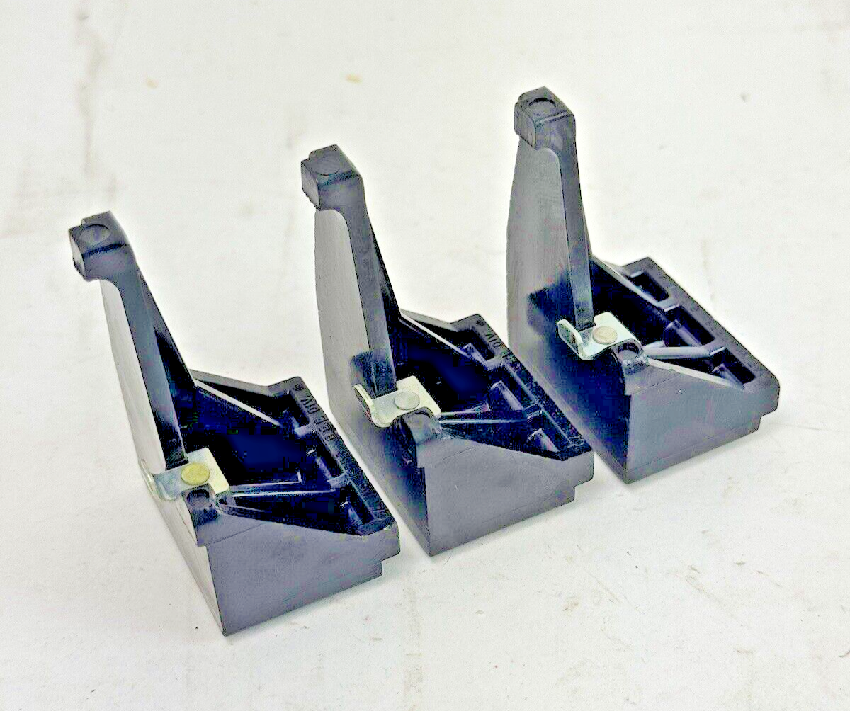 ITE / GOULD *LOT OF 3* - PFP3 - PUSHMATIC FILLER PLATES - PLASTIC W/ MET. CLIP