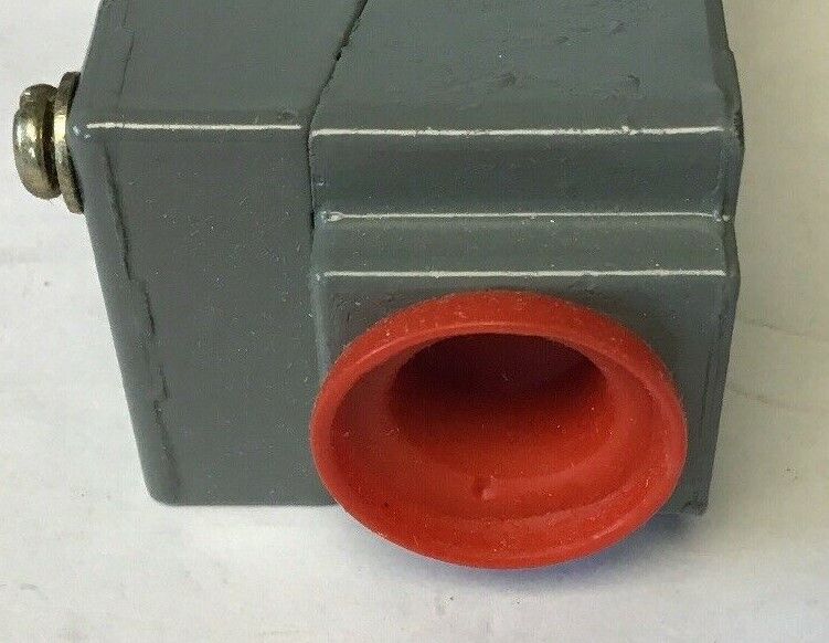 SQUARE D 9007 B62P LIMIT SWITCH SER. B