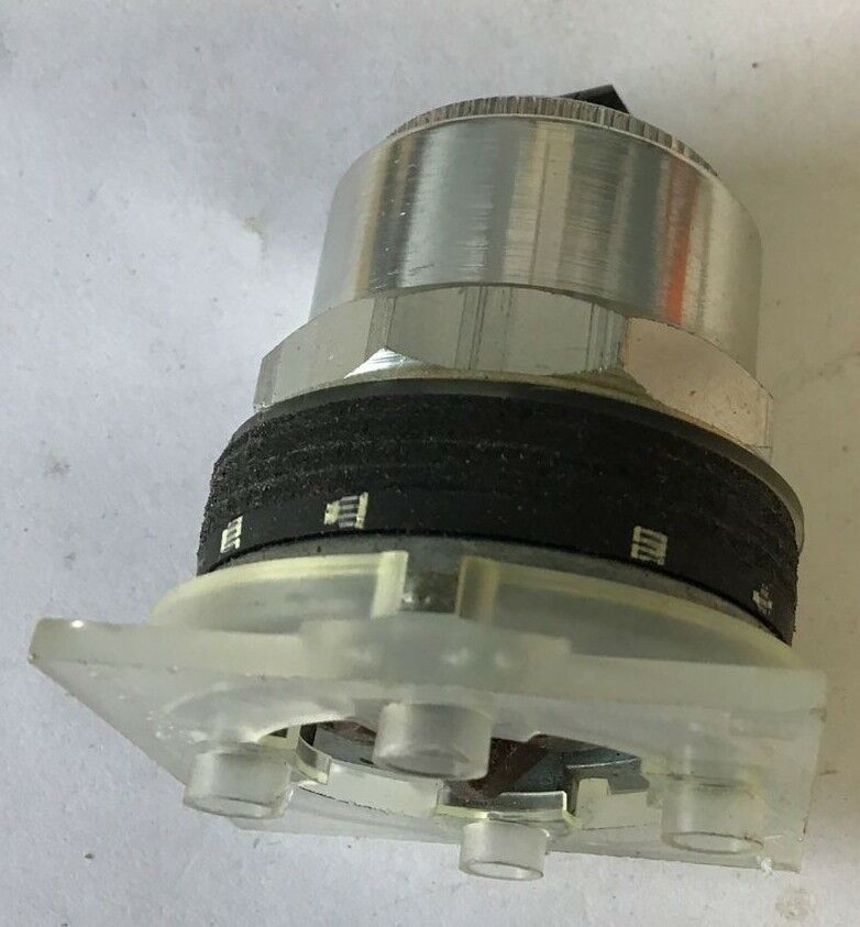 SQUARE D 9001KS88B SELECTOR SWITCH ***LOTOF3***