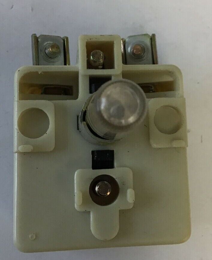 SQUARE D 9001-KM-14 OILTIGHT LIGHT MODULE 480VAC