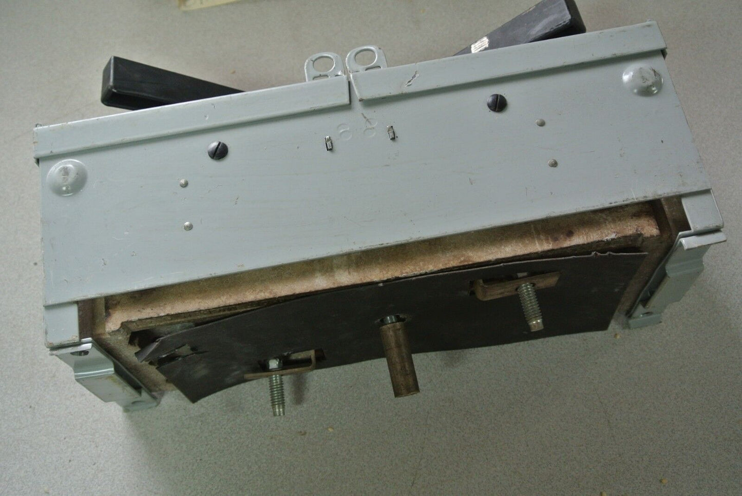 SIEMENS / I-T-E V7B3222R - TWIN PANELBOARD VACU-BREAK SWITCH - 240V, 60A, 3-POLE