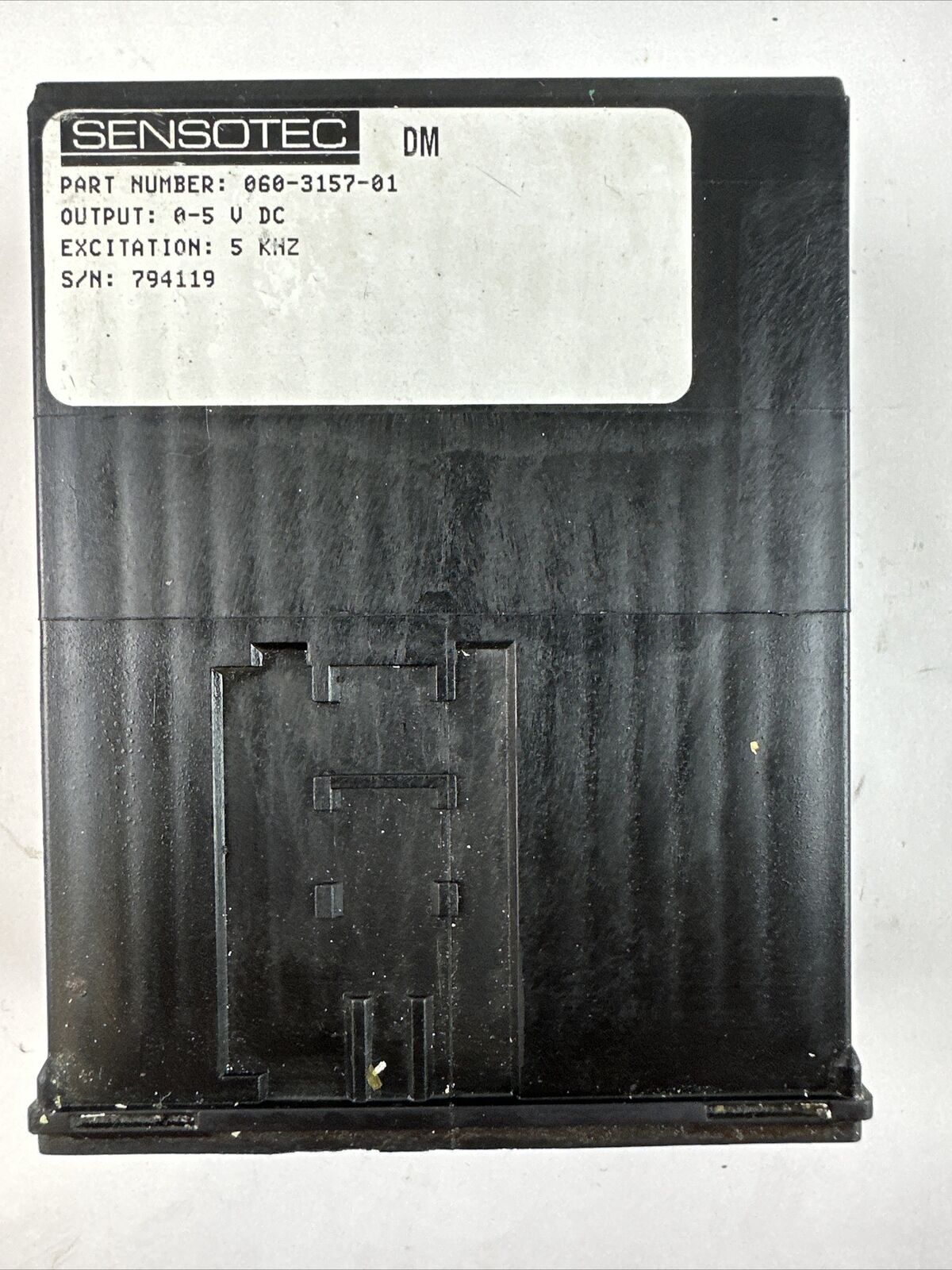 SENSOTEC 060-3157-01 SIGNAL CONDITIONER OUTPUT 0-VDC MODEL DM