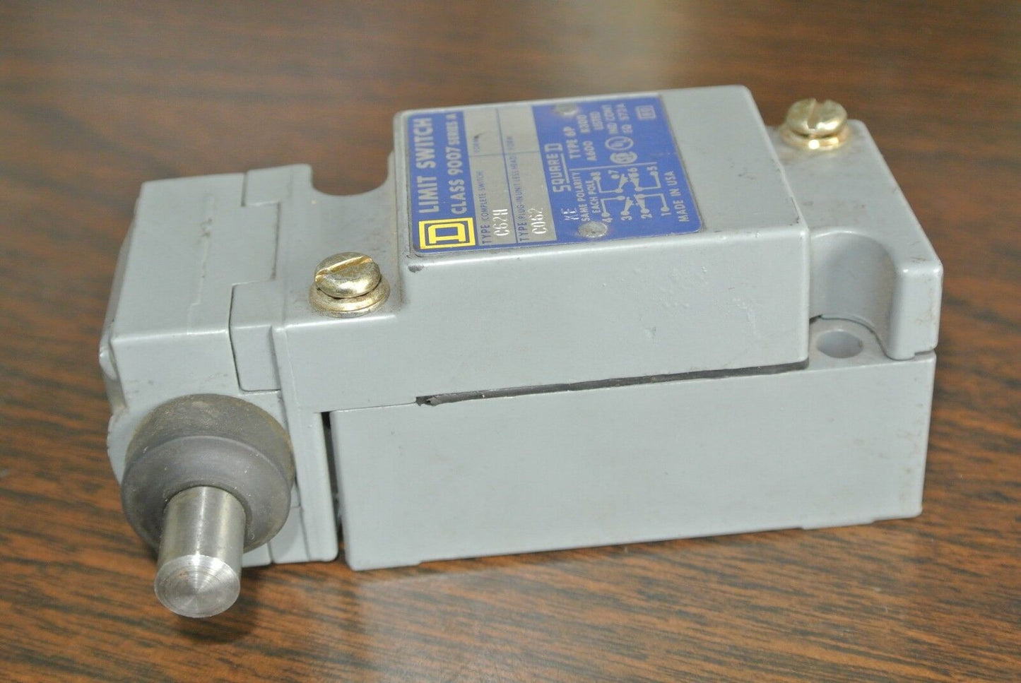 SQUARE D 9007C62H Ser. A - LIMIT SWITCH - NEW SURPLUS - 9007 C62H