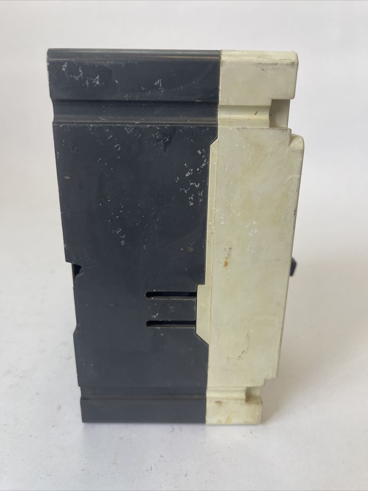 WESTINGHOUSE HMCP003A0C SER C 3AMP 600VAC 250VDC 3POLE 6630C87G03 C