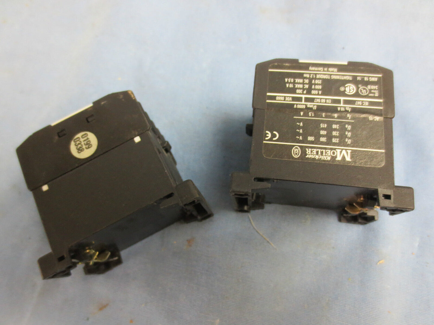 KLOCKNER-MOELLER DIL ER-22-G CONTACTOR RELAY - LOT of 2